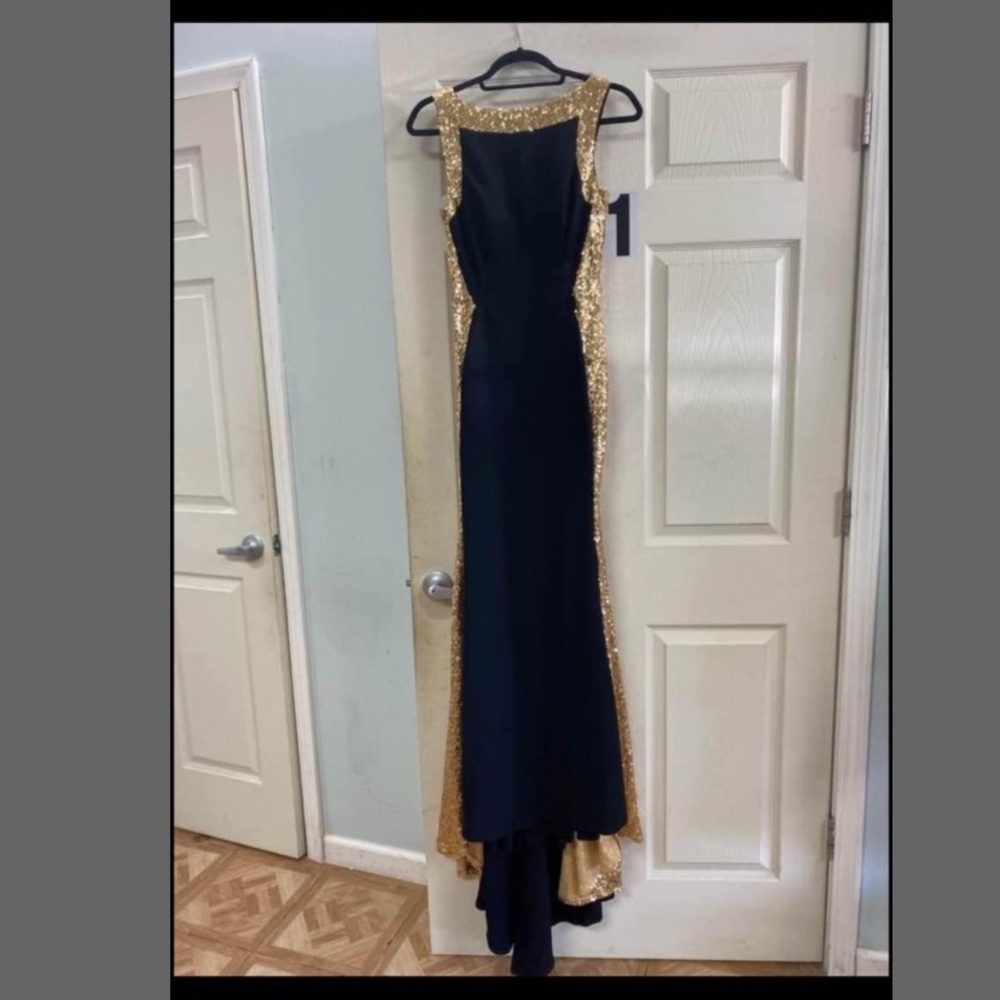 Women’s gown